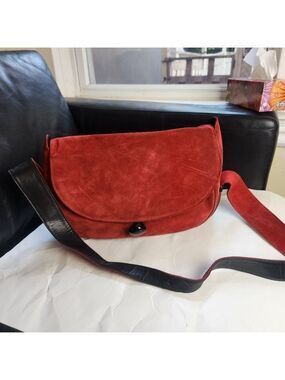 TAN Giudicelli suede/leather vintage bag in great vintage condition